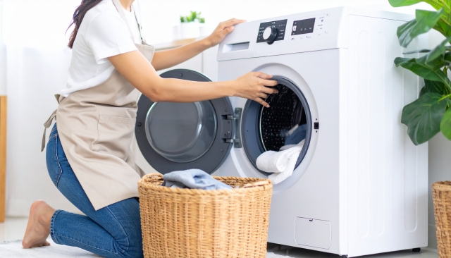 ドラム式洗濯機は8〜9月が安い!買うならこの時期にして!家電プロが解説