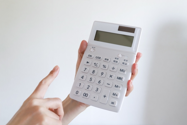 ドラム式洗濯機は8〜9月が安い!買うならこの時期にして!家電プロが解説